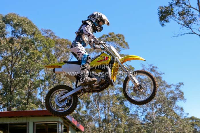 678x444 pixels (73K)